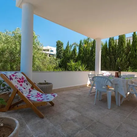 Sea View Great Location In Salento Villa